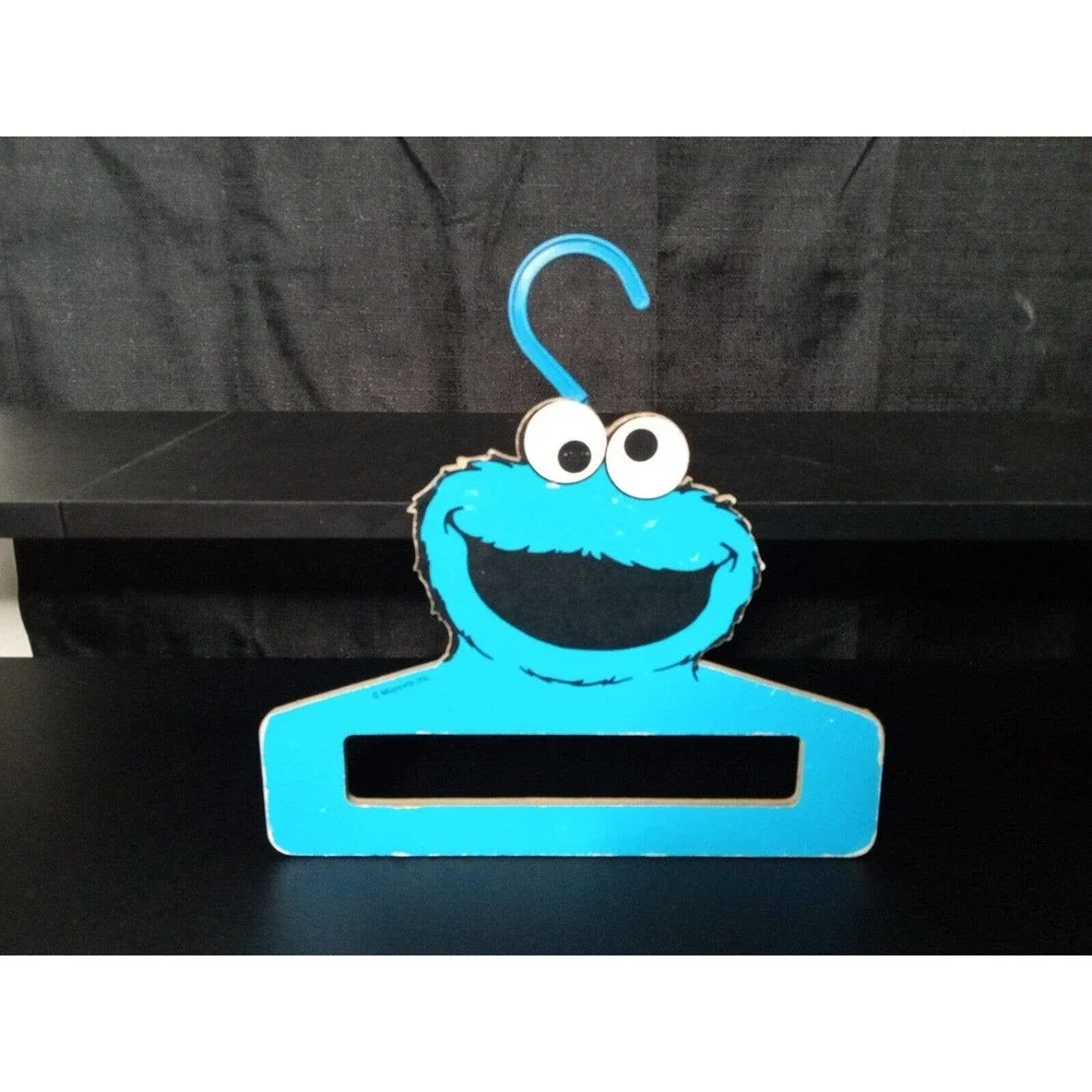Vintage Lot of 2 Sesame Street Clothes Hangers Boards - Cookie Monster, Ernie - Picture 3 of 7